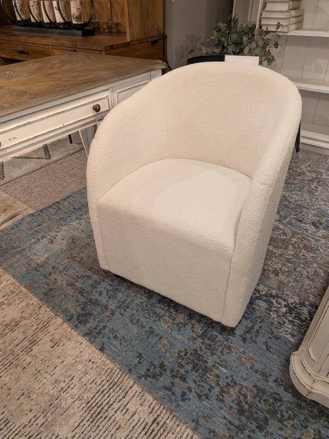 ASHLEY H687-01A CHAIR