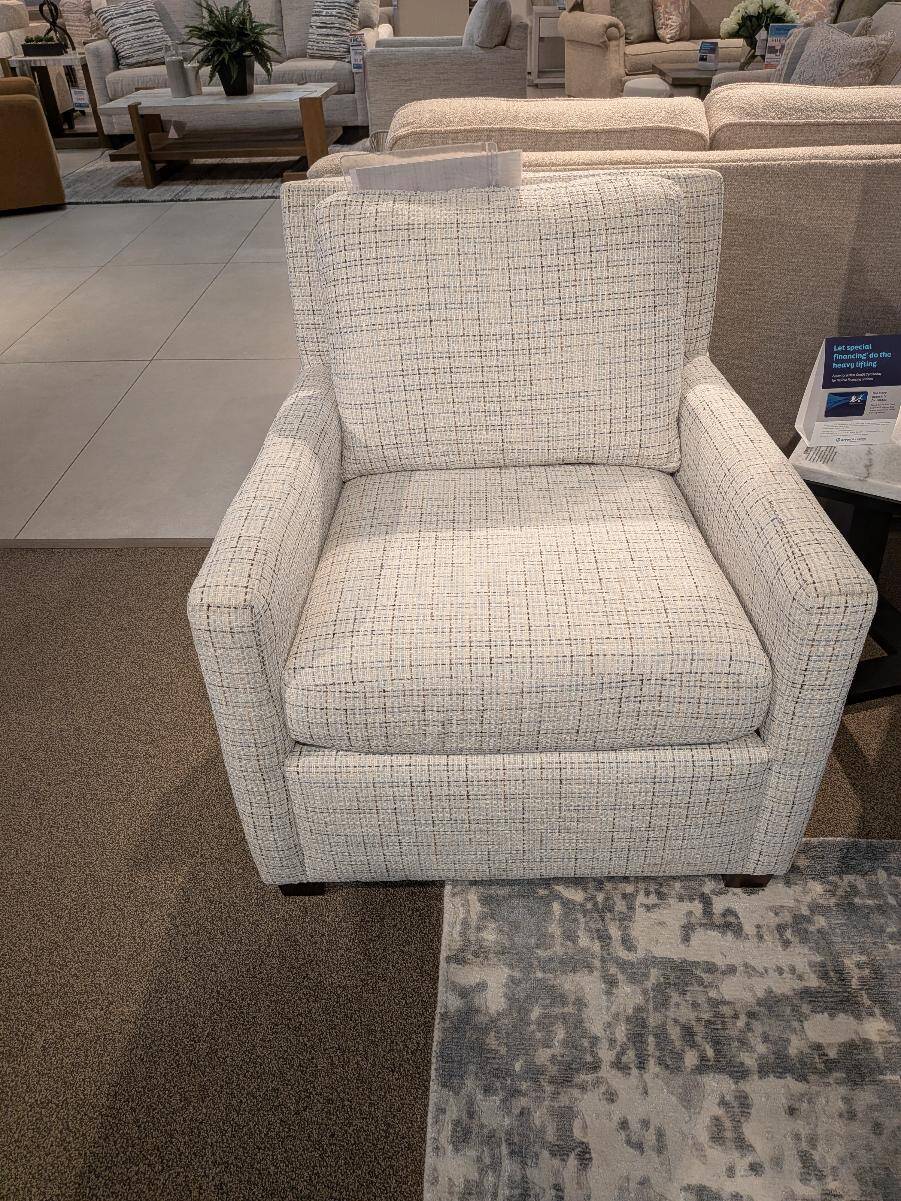 ENGLAND 3904 CHAIR