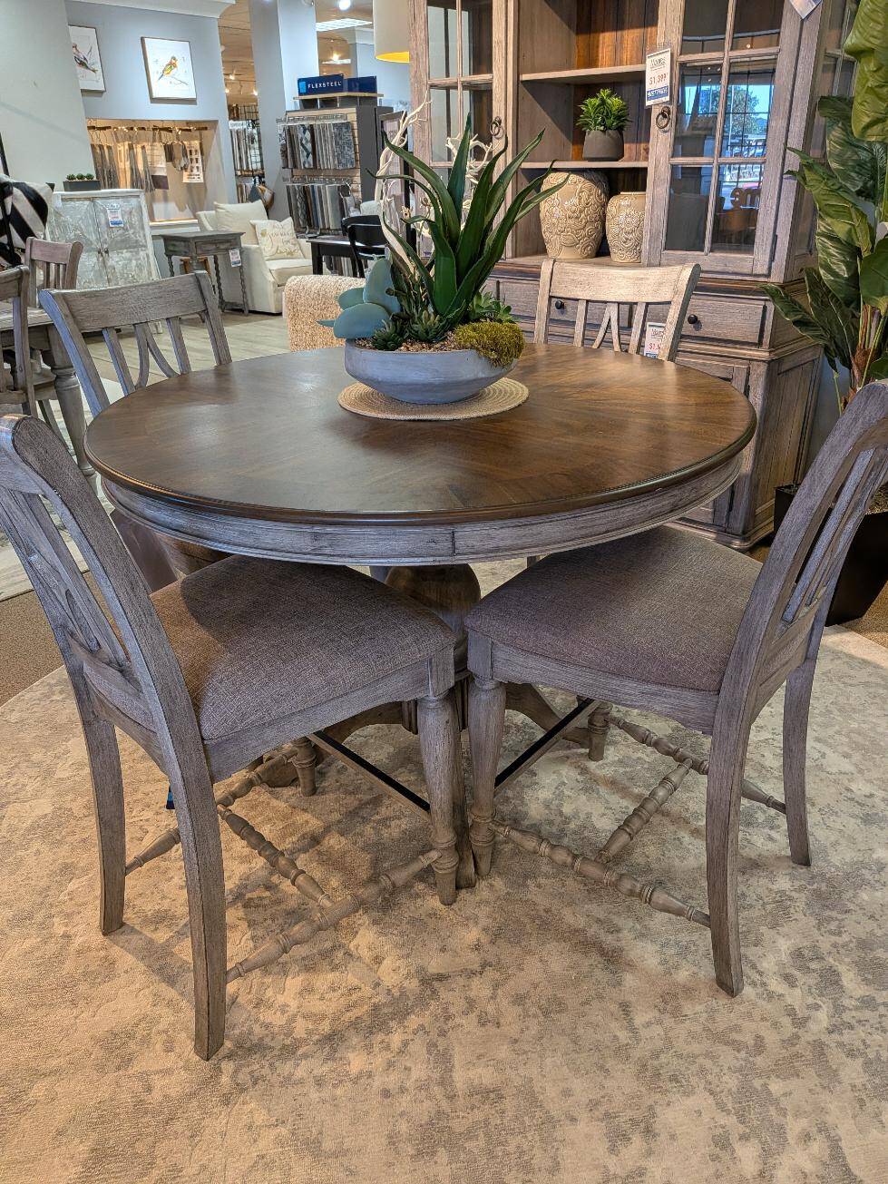 FLE W1147CH TABLE AND 4 CH BARSTOOLS